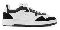 Arlo Sneaker