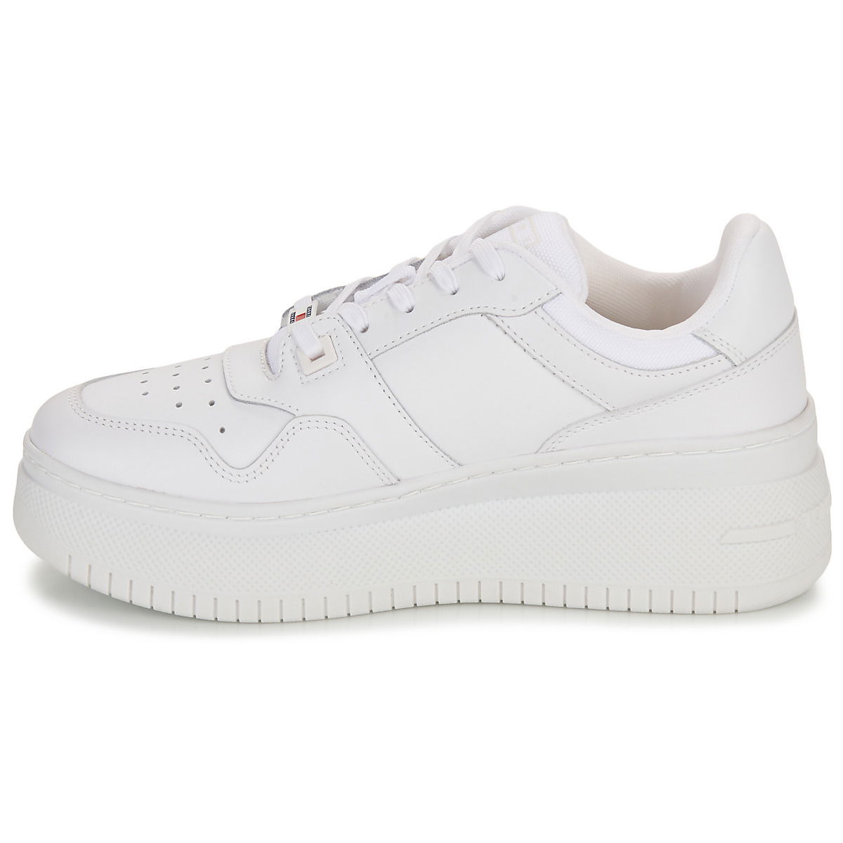 Sneakers og sko Tommy Hilfiger RETRO BASKET FLATFORM ESS Hvid | EN0EN02506-YBS, 0