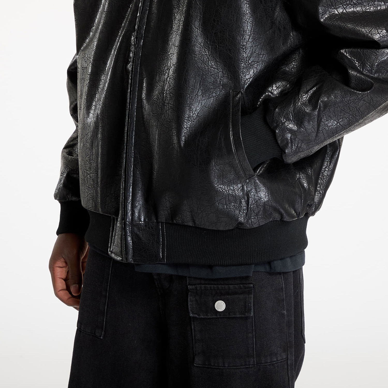 Bomberjakke Pleasures PLEASURES Revenge Hooded Work Jacket Sort | P24W003 BLACK, 1