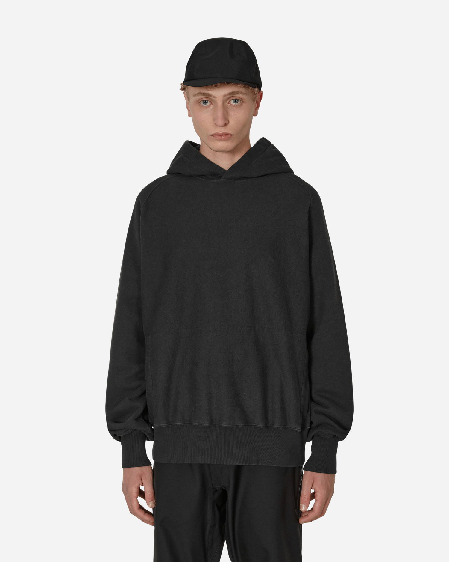 Sweatshirt GR10K Compass Raglan Unbrushed Hoodie Sort | AW22GR6A4FJ OB, 0