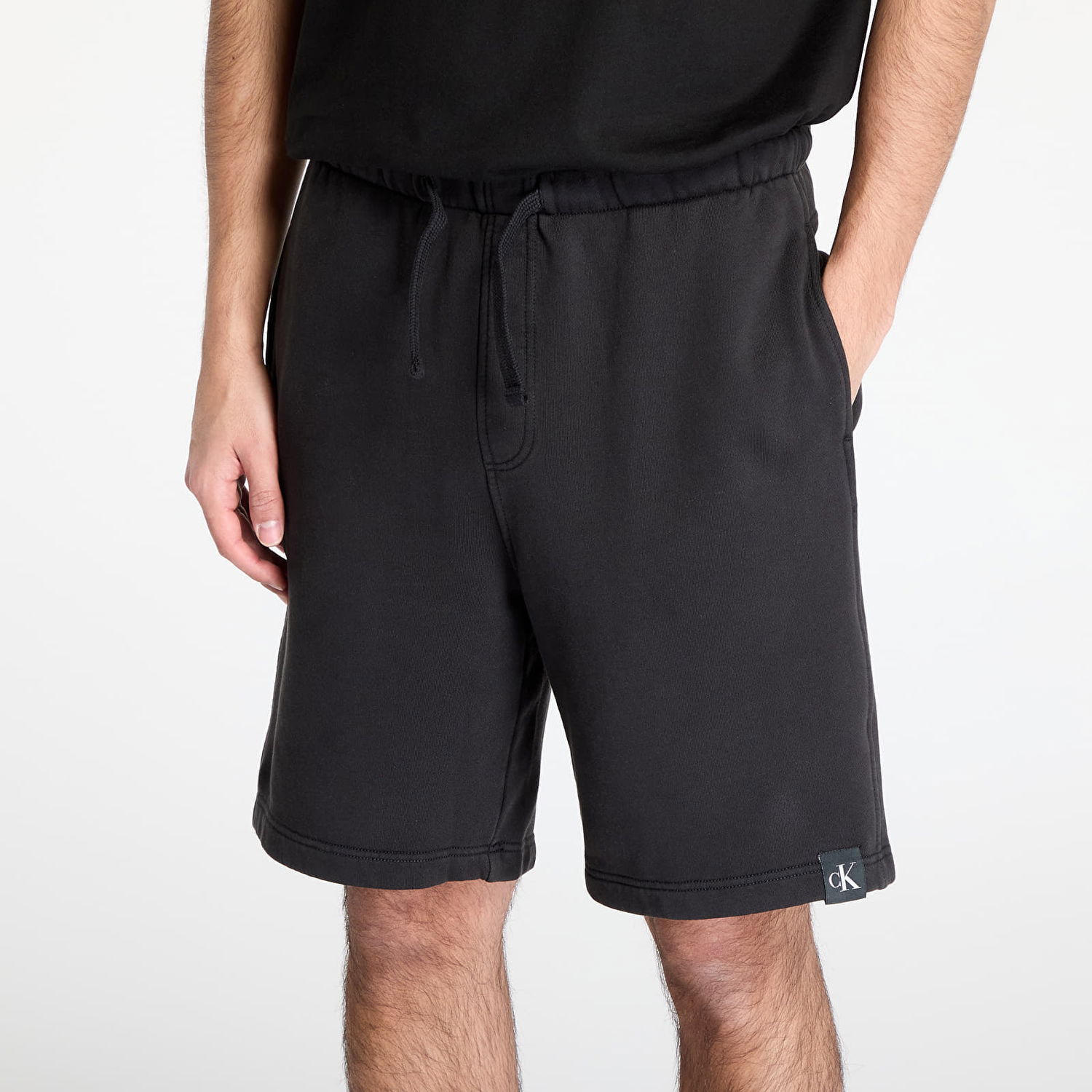 Shorts CALVIN KLEIN Calvin Klein Jeans Garment Dye Shorts Sort | J30J327248 BEH, 1