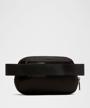 Taljetaske lululemon Everywhere Knit Mesh Belt Bag 1L Sort | prod20002199, 1