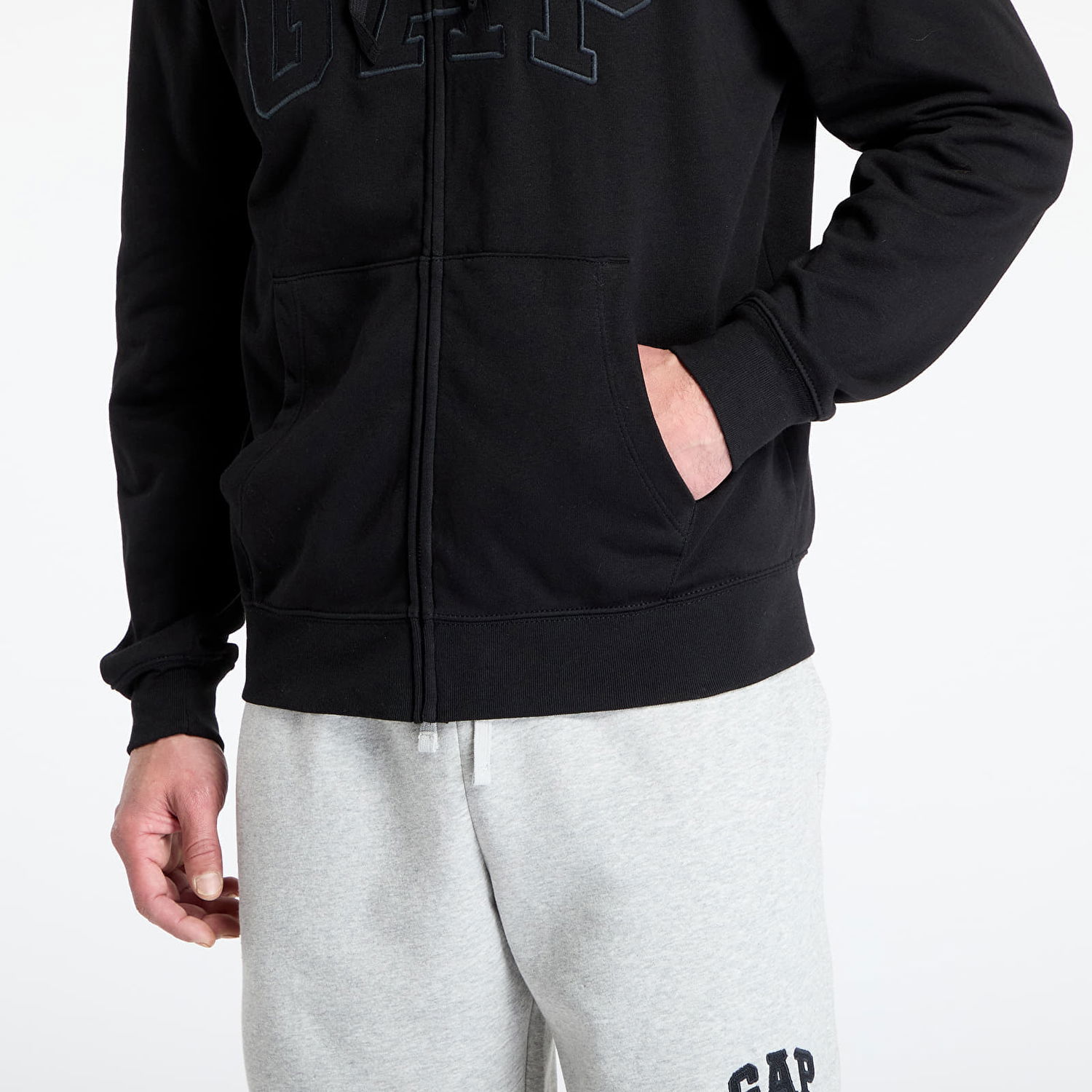 Sweatshirt GAP Logo Hoodie Sort | 868454-11, 1