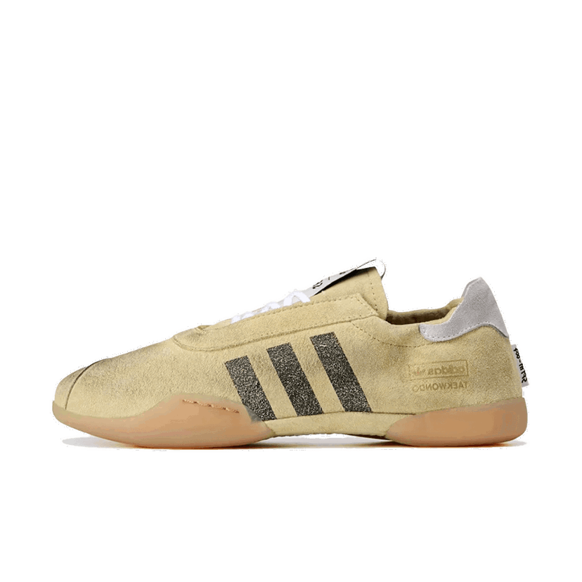 Sneakers og sko adidas Originals Song for the Mute x Taekwondo Mei 'Sand' Beige | HP3516
