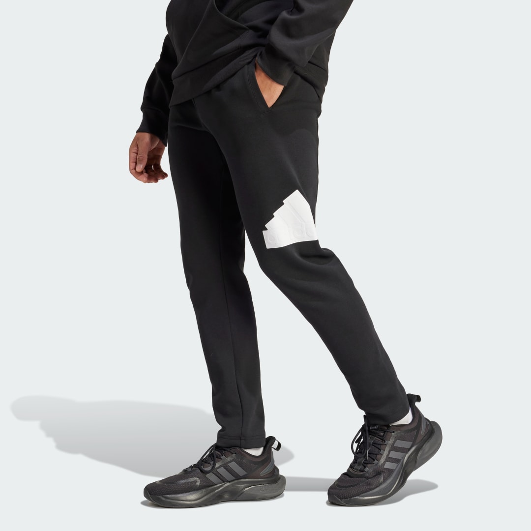 Joggingbukser adidas Performance Future Icons Badge of Sport Sweatpants Sort | IN3322, 0