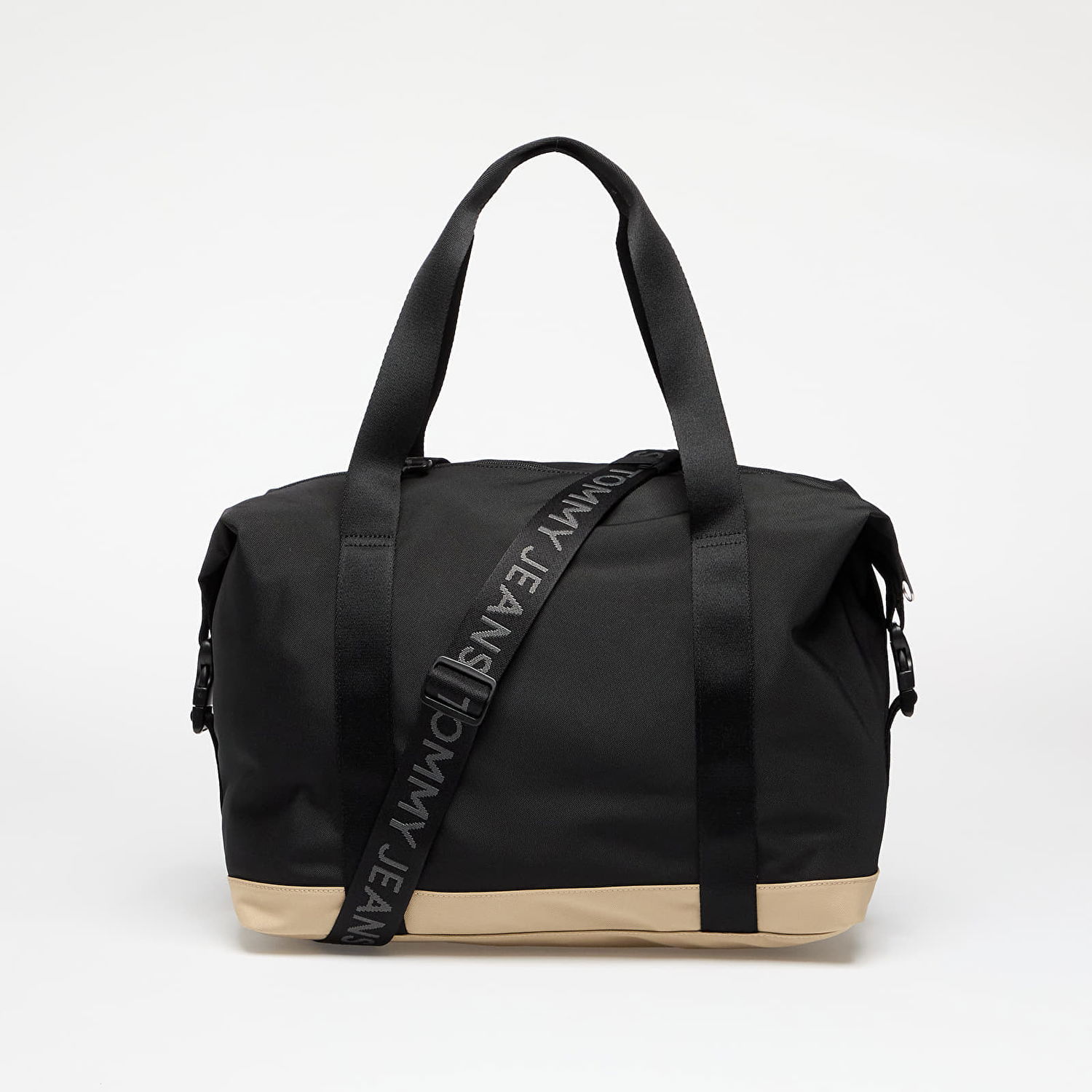 Mulepose Tommy Hilfiger Tommy Jeans Essential Daily Duffle Bag Sort | AM0AM13322 BDS, 1
