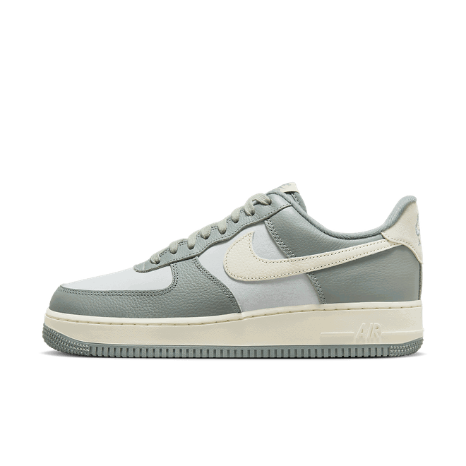 Sneakers og sko Nike Air Force 1 Low '07 LX "Mica Green" Grøn | DV7186-300, 0