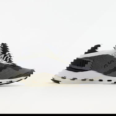 Sneakers og sko On Running M Cloudnova Sort | 26.99265, 1