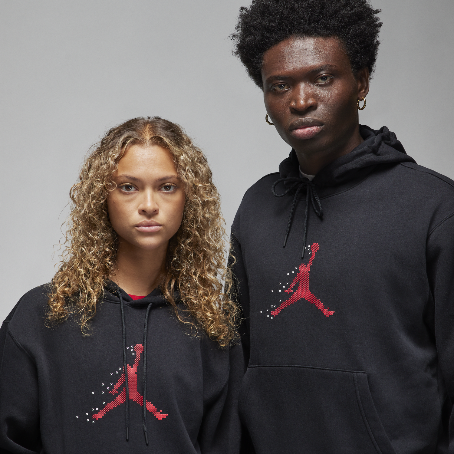 Sweatshirt Jordan Essentials Holiday Fleece Pullover Hoodie Sort | FD7465-010, 1