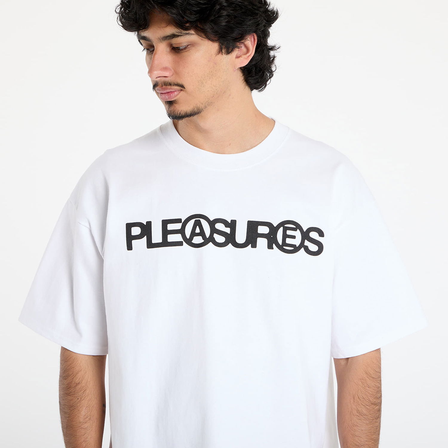 T-shirt Pleasures PLEASURES Fanzine Graphic T-Shirt Hvid | P25SU054 WHITE, 1