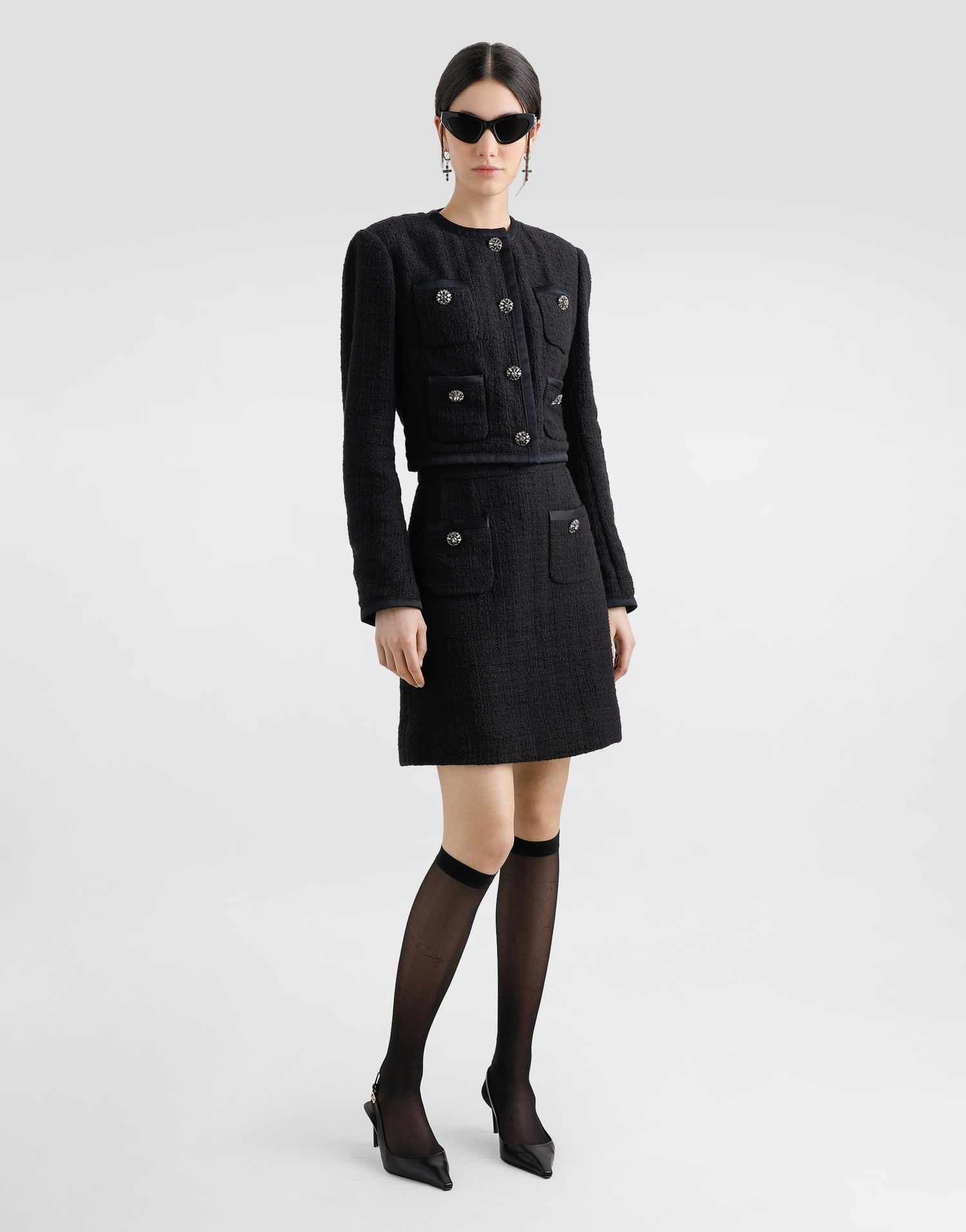 Jakke Dolce & Gabbana Dolce & Gabbana Cropped Single-breasted Tweed Jacket with Jeweled Buttons Sort | F27CZZFMTACN0000, 1