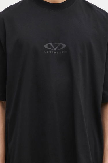 T-shirt VETEMENTS Oval Logo Cropped Boxy T-Shirt Sort | UA66TR600BB, 3