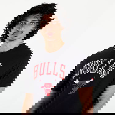 T-shirt New Era NOS NBA Regular Tee Chicago Bulls UNISEX Black/ Front Door Red Sort | 60416749, 2