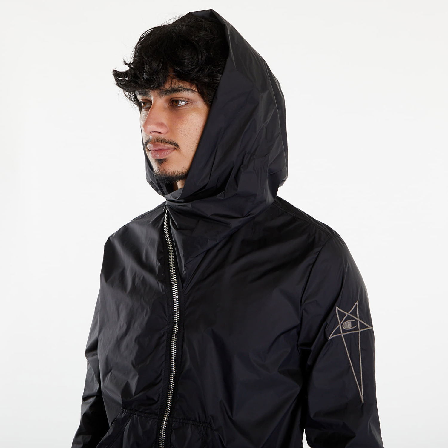 Vindjakke Rick Owens Champion x Mountain Hooded Jacket Black Sort | CM01D7824 CHNY 09, 1