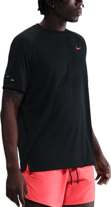 T-shirt Nike Nike Stride T-Shirt Sort | hv2128-010, 0