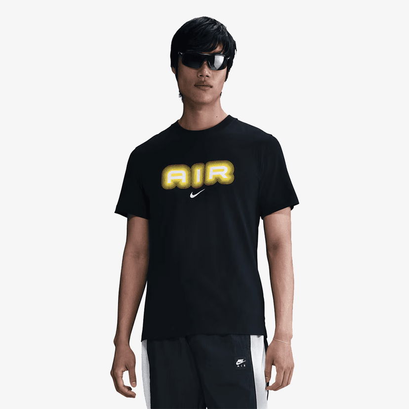 T-shirt Nike NSW Air Graphic T-Shirt Sort | HM0185-013