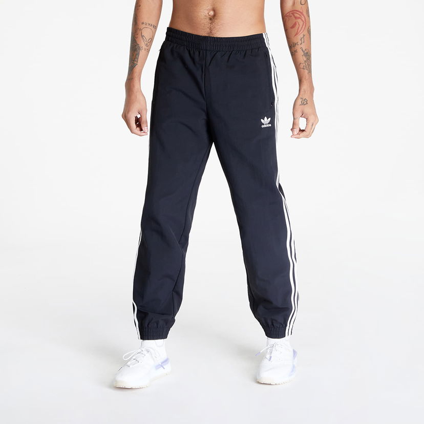 Bukser og jeans adidas Originals adidas Woven Fbird Track Sort | IT2501