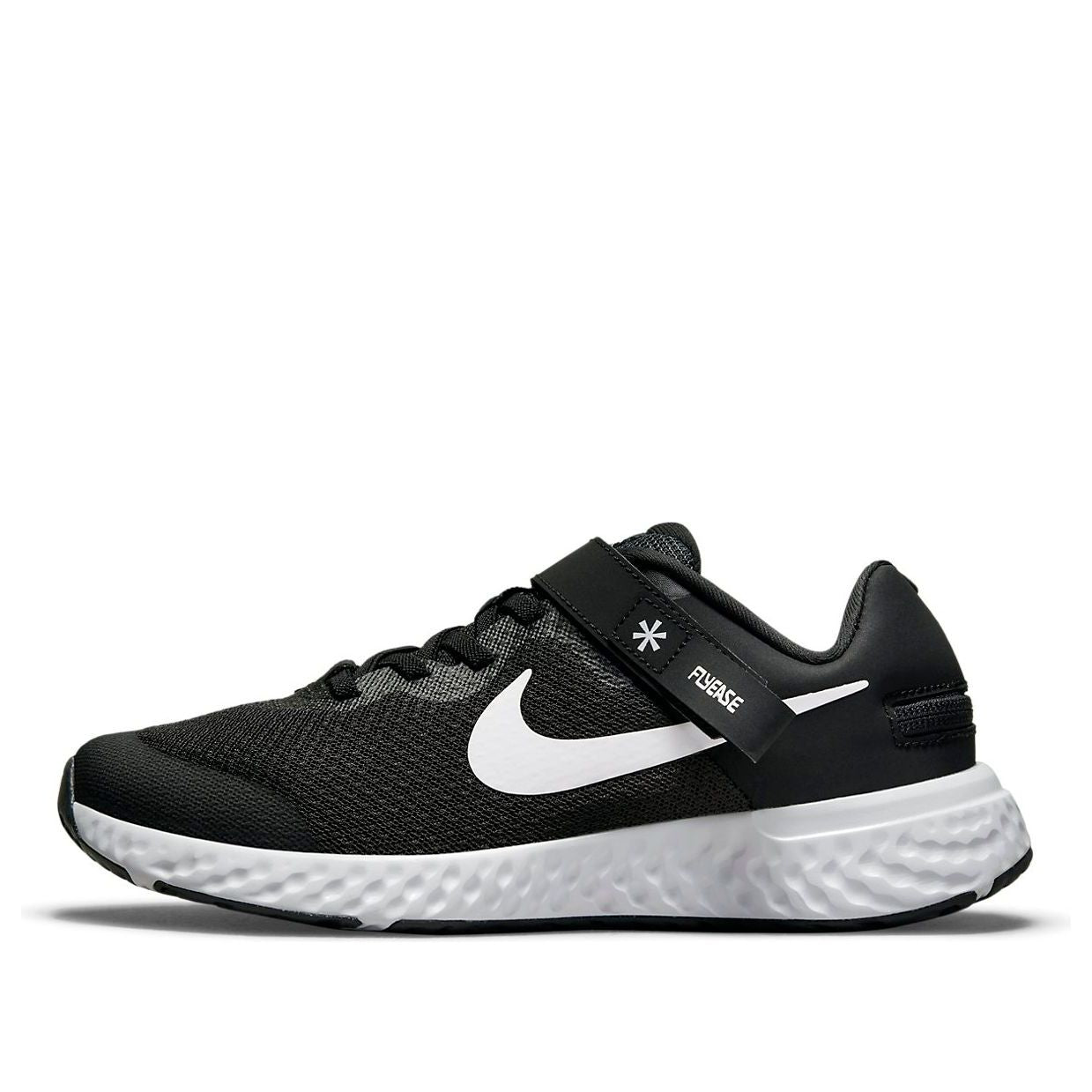 Sneakers og sko Nike Revolution 6 FlyEase 4E Sort | DO5065-003, 0