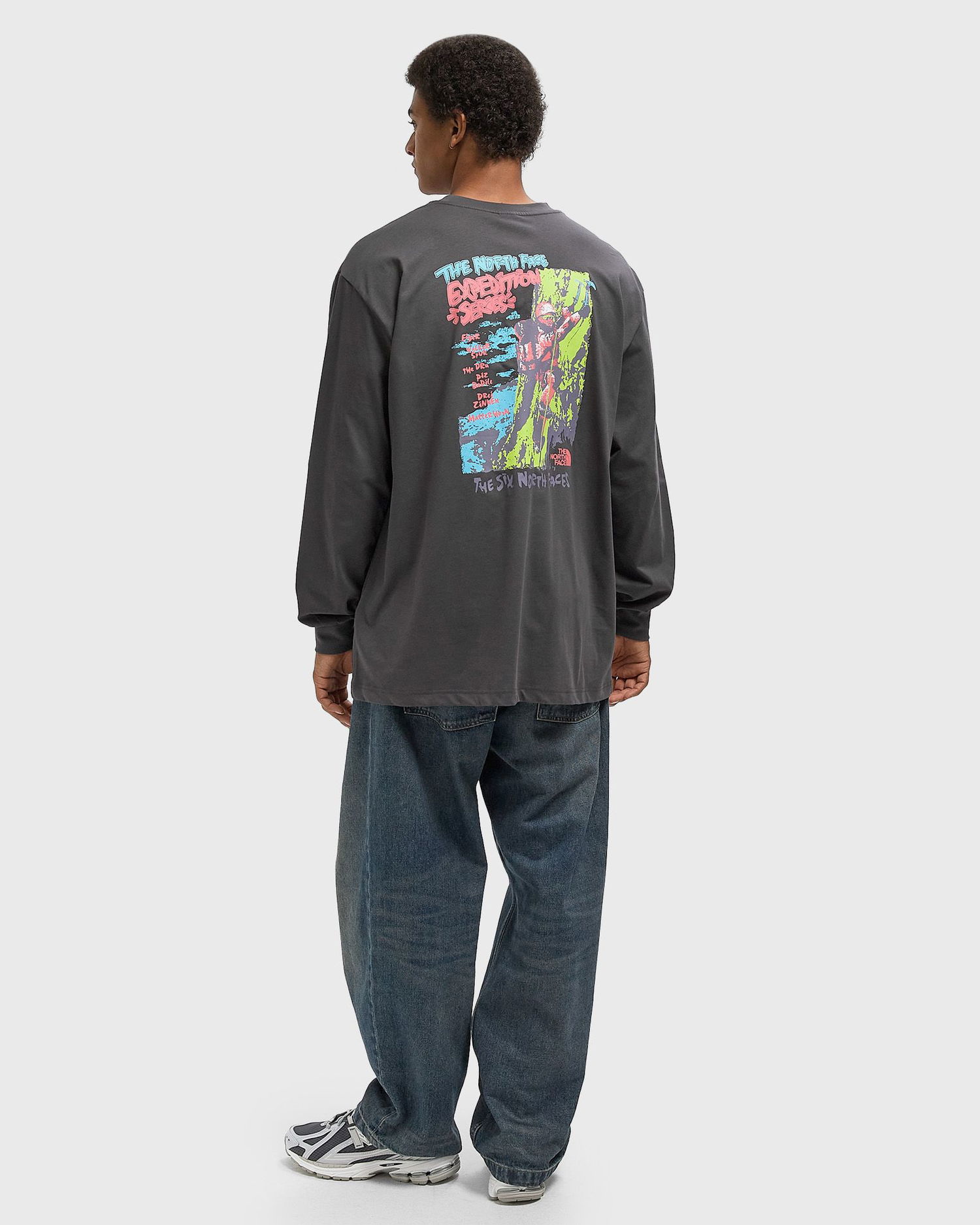 T-shirt The North Face Expedition Celebration Oversized Long Sleeve T-Shirt Sort | NF0A8E3DRHI1, 1