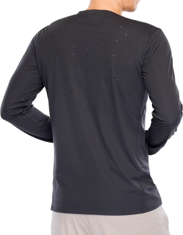 T-shirt inov-8 Inov-8 Airlite Pro LS Long Sleeve T-Shirt Grå | 001447-bk-001, 1