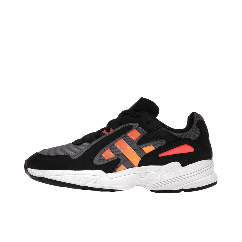 Sneakers og sko adidas Originals Yung-96 Chasm Core Black Semi Coral Sort | EE7227