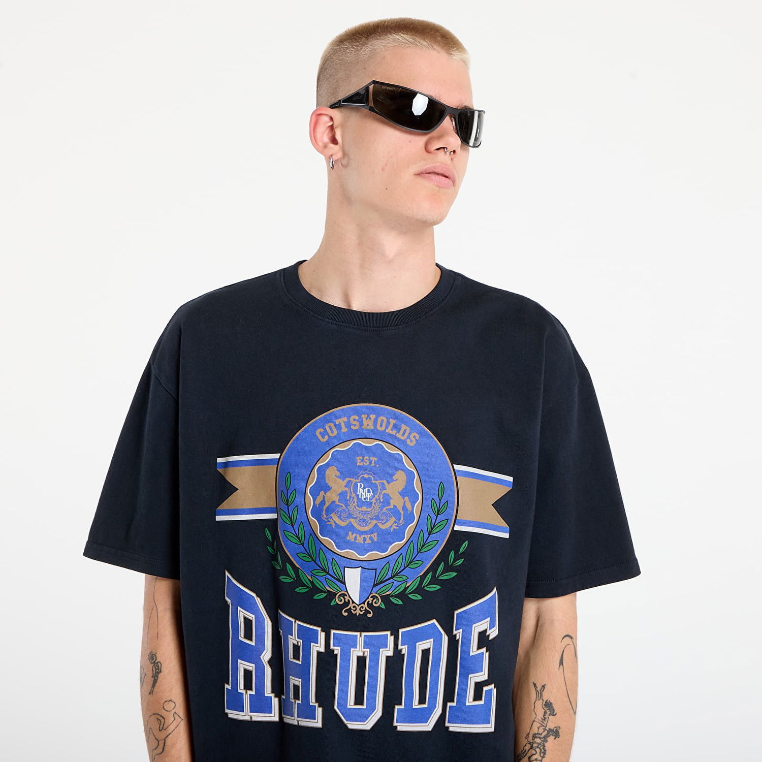 T-shirt Rhude Rhude Cotswold Crest T-Shirt Sort | RHPF25TT060120027, 1