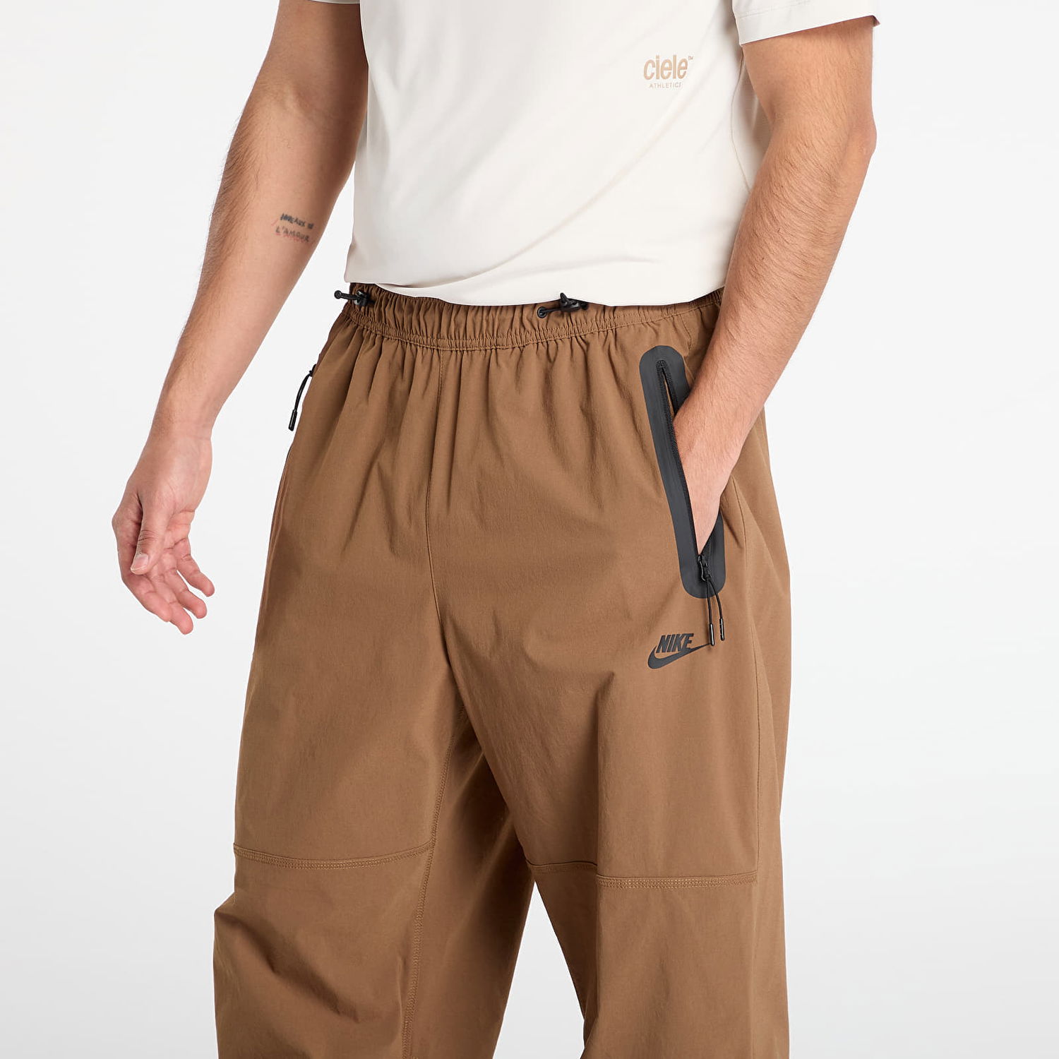 Bukser Nike Tech Woven Oversized Pants Brun | HM7158-235, 1