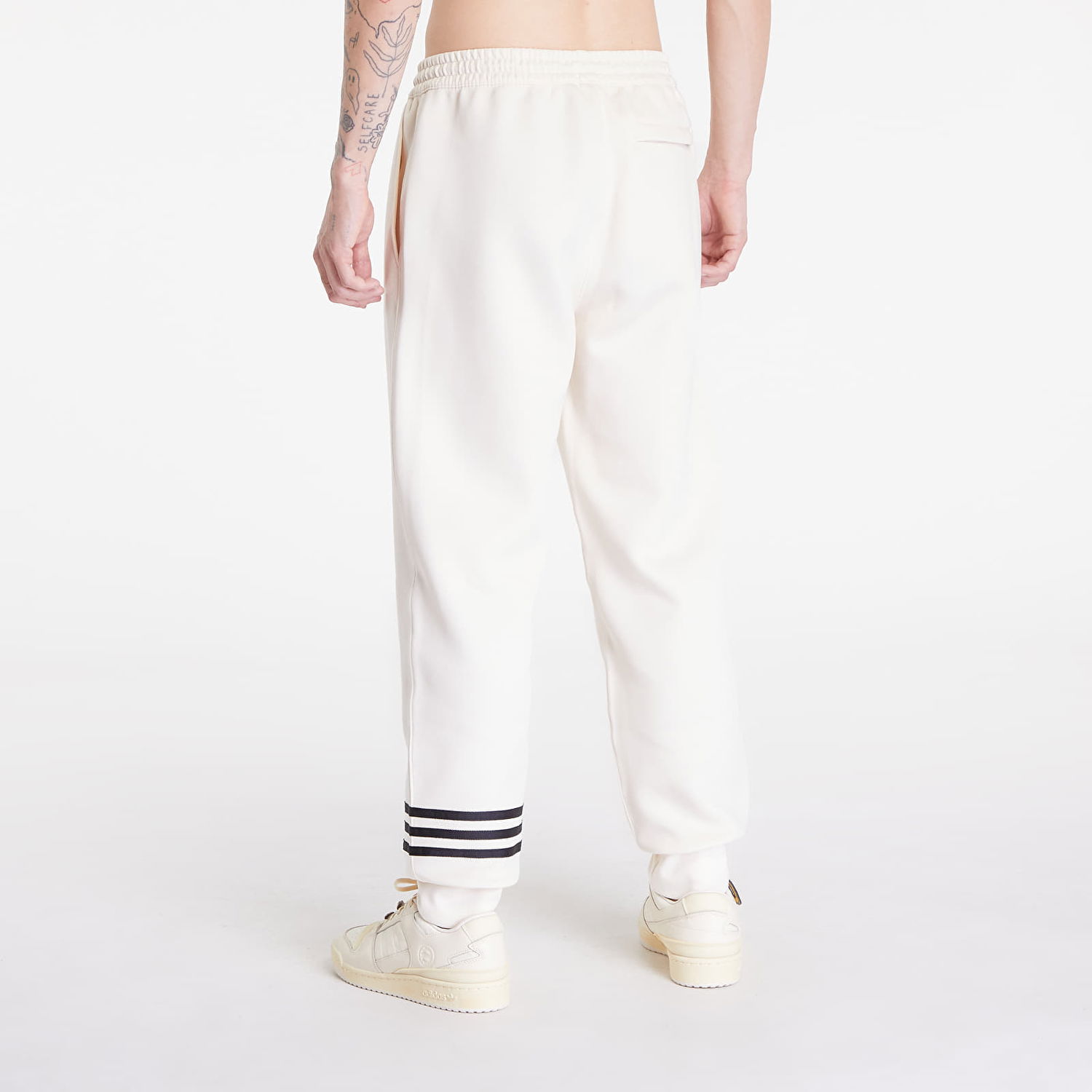 Joggingbukser adidas Originals Neuclassics Pants Wonder White Hvid | JF9153, 1