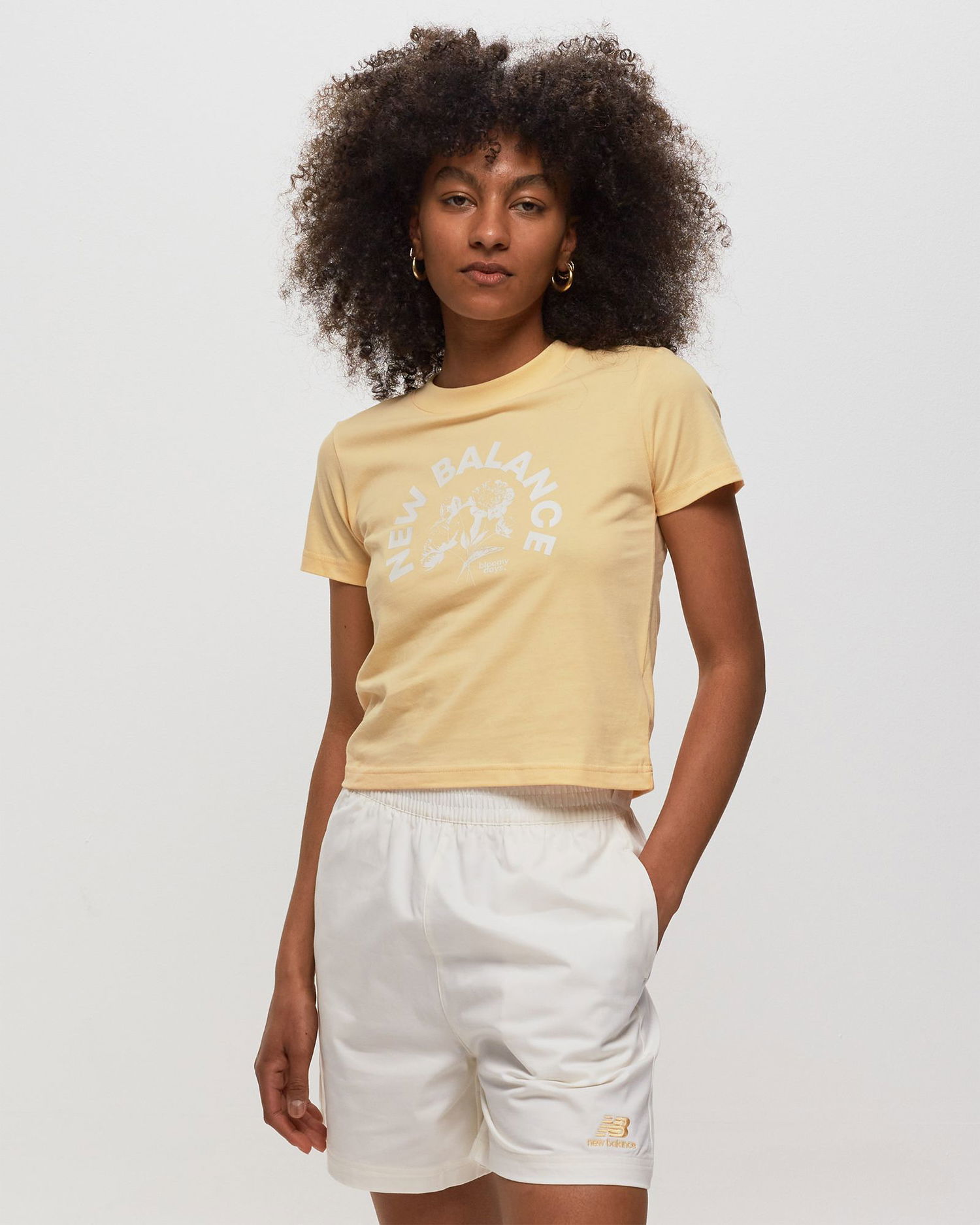 T-shirt New Balance Bloomy Short Sleeve Boxy Tee Gul | WT31554-RAW, 1