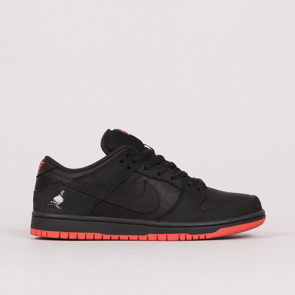 Sneakers og sko Nike SB Jeff Staple x Dunk Low Pro SB "Black Pigeon" Sort | 883232-008, 0
