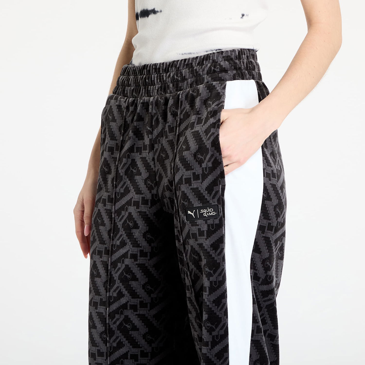 Bukser Puma Squid Game x T7 Iconic Straight Track Pants Sort | 62743301, 1