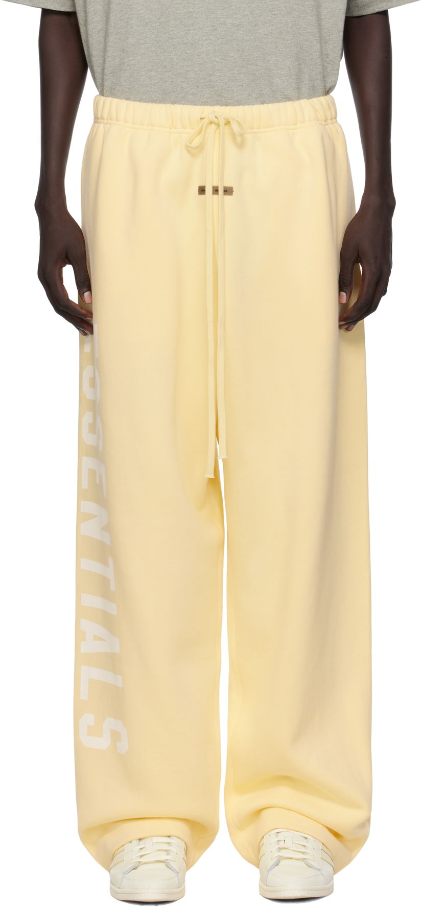 Joggingbukser Fear of God Fear of God ESSENTIALS Lounge Fleece Sweatpants Gul | 130SP254328F