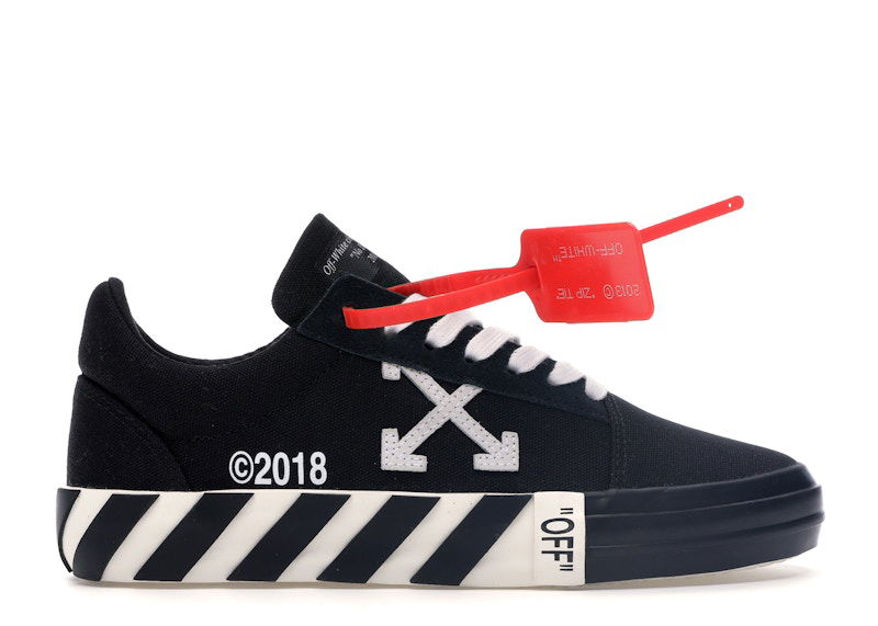 Sneakers og sko Off-White Vulc Low Updated Stripes Black W Sort | OWIA146R198000161000, 0