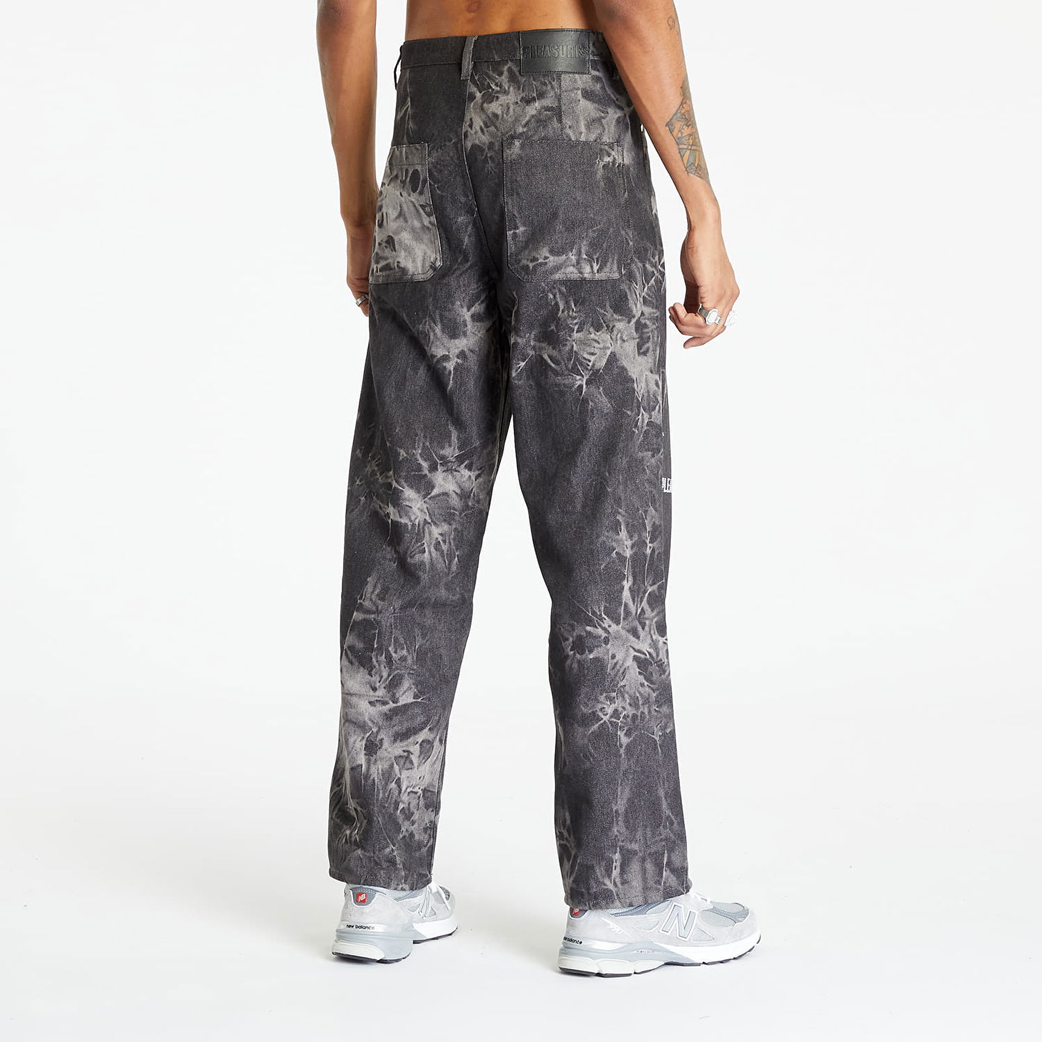 Bukser Pleasures Formula Baggy Denim Black Sort | P23F019 BLACK, 1