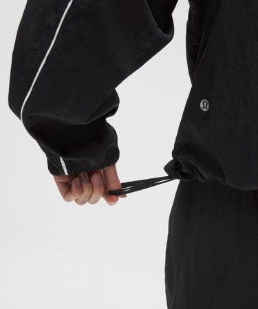 Vindjakke lululemon License to Train Oversize Woven Jacket Sort | prod20001599, 5