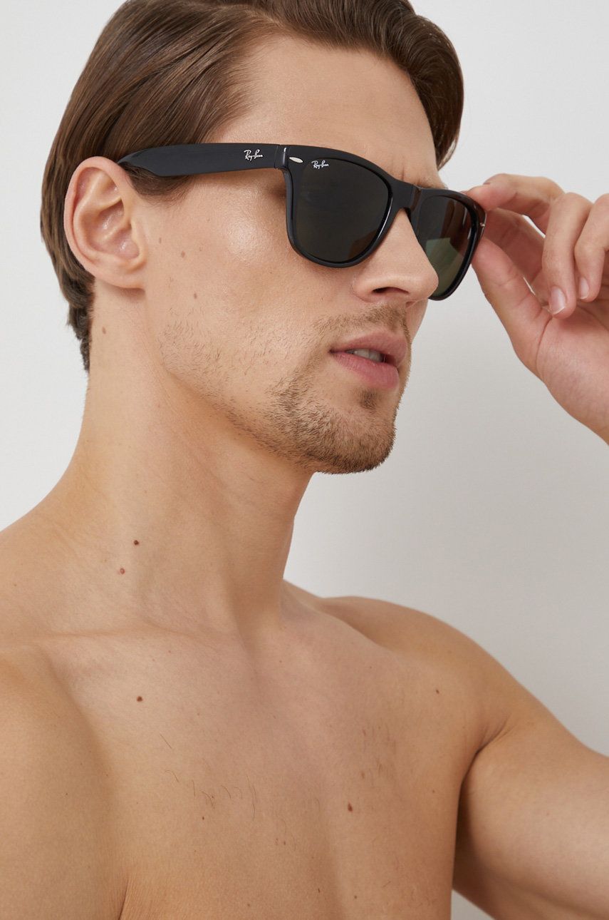 Solbriller Ray-Ban Sunglasses FOLDING WAYFARER 0RB4105 Sort | RB4105.601.54, 0
