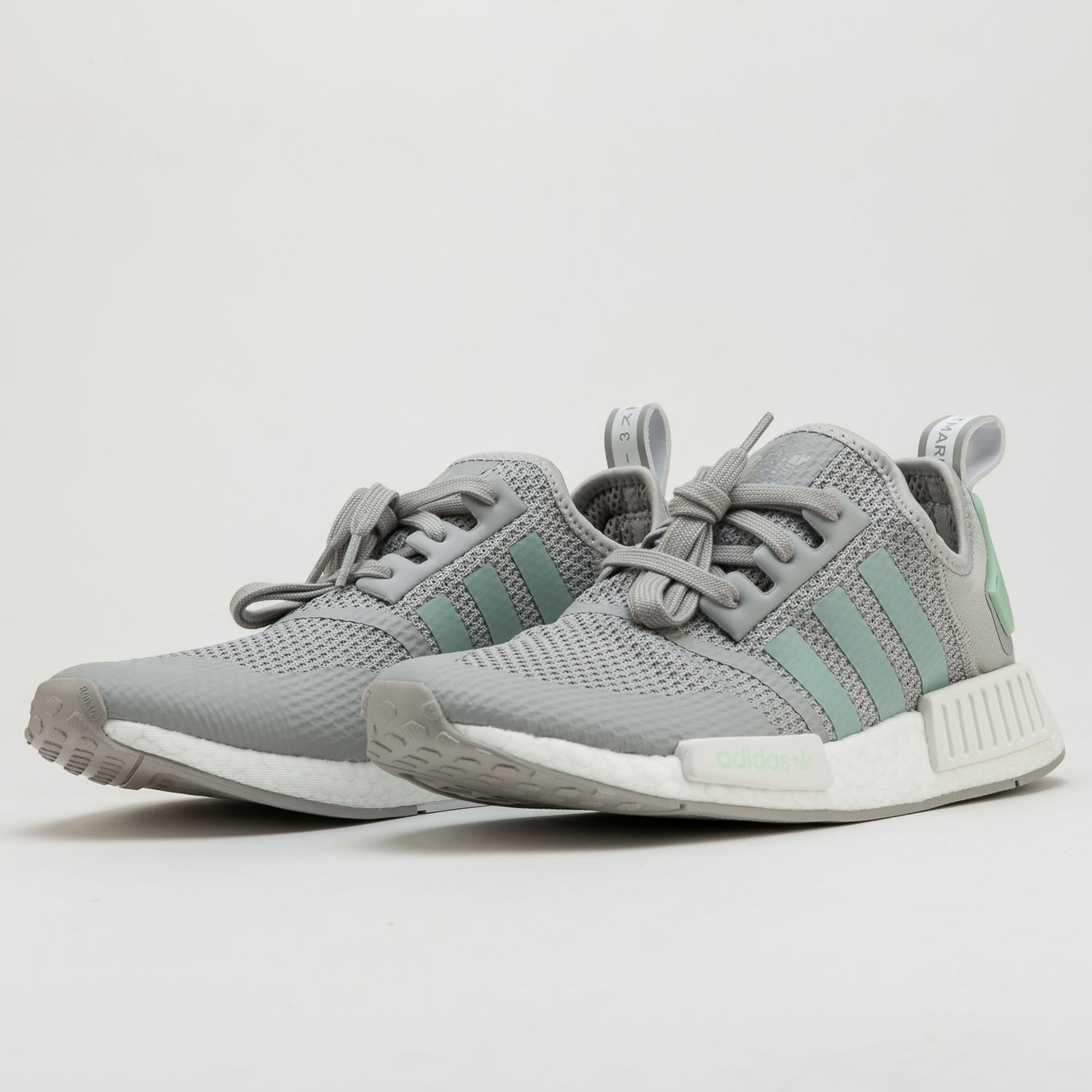 Sneakers og sko adidas Originals NMD_R1 Grå | FV9152, 1