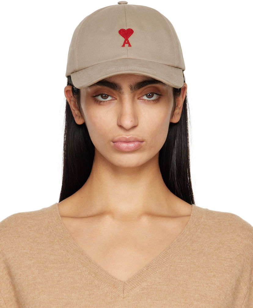 Kasket AMI Cœur Embroidery Cap Beige | UCP006.AW0041