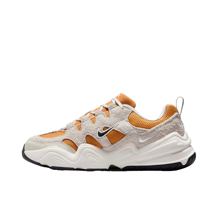 Sneakers og sko Nike Tech Hera Monarch Light Bone (Women's) Beige | DR9761-800