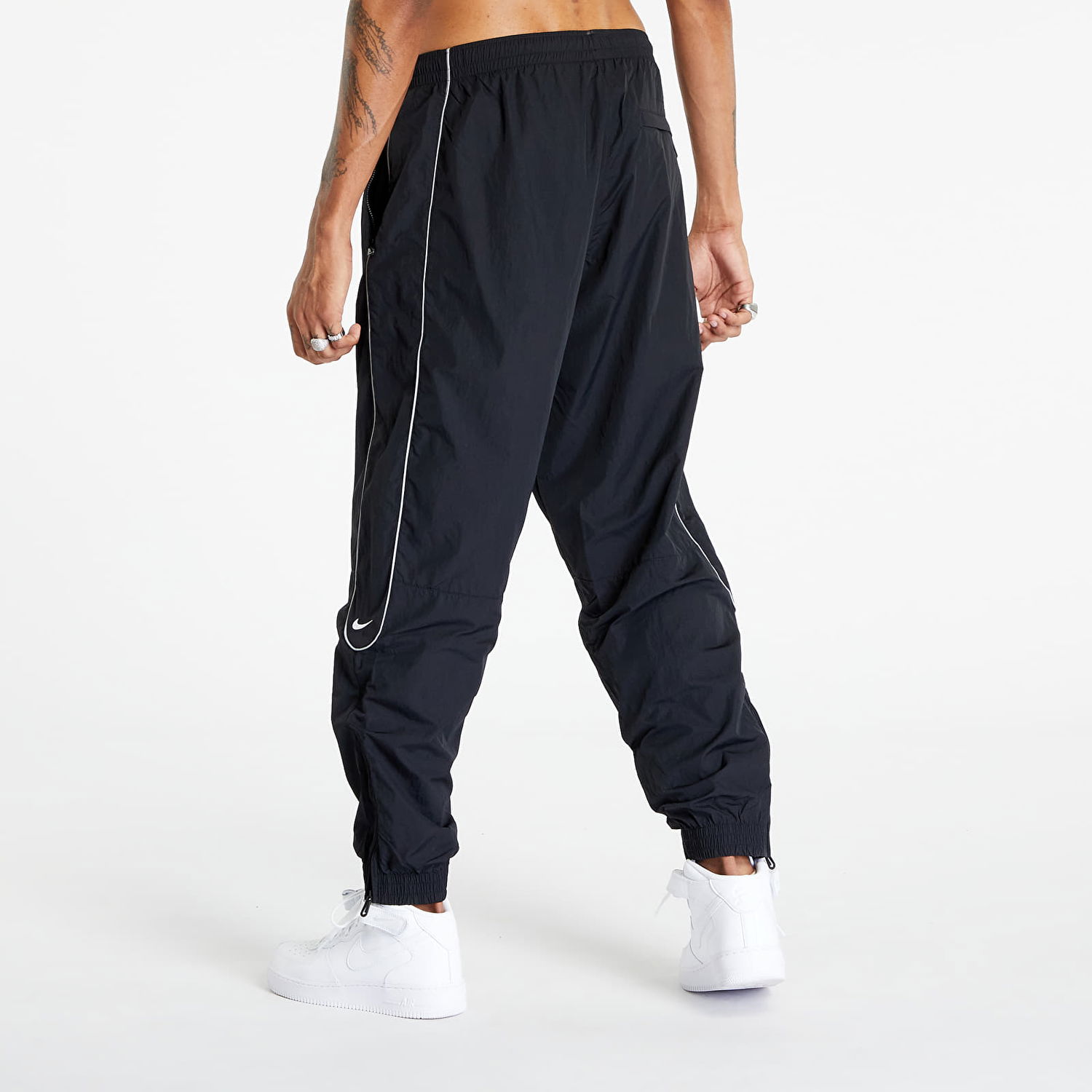 Bukser Nike Solo Swoosh Track Pant Sort | FB8620-010, 1