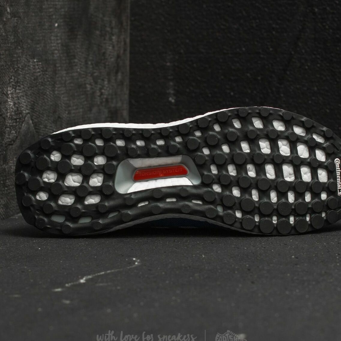 Sneakers og sko adidas Performance UltraBoost Mid "Run Thru Time" Blå | BY3056, 1