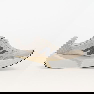 Sneakers og sko New Balance FuelCell Rebel v5 Hvid | NBWFCXLX5, 2