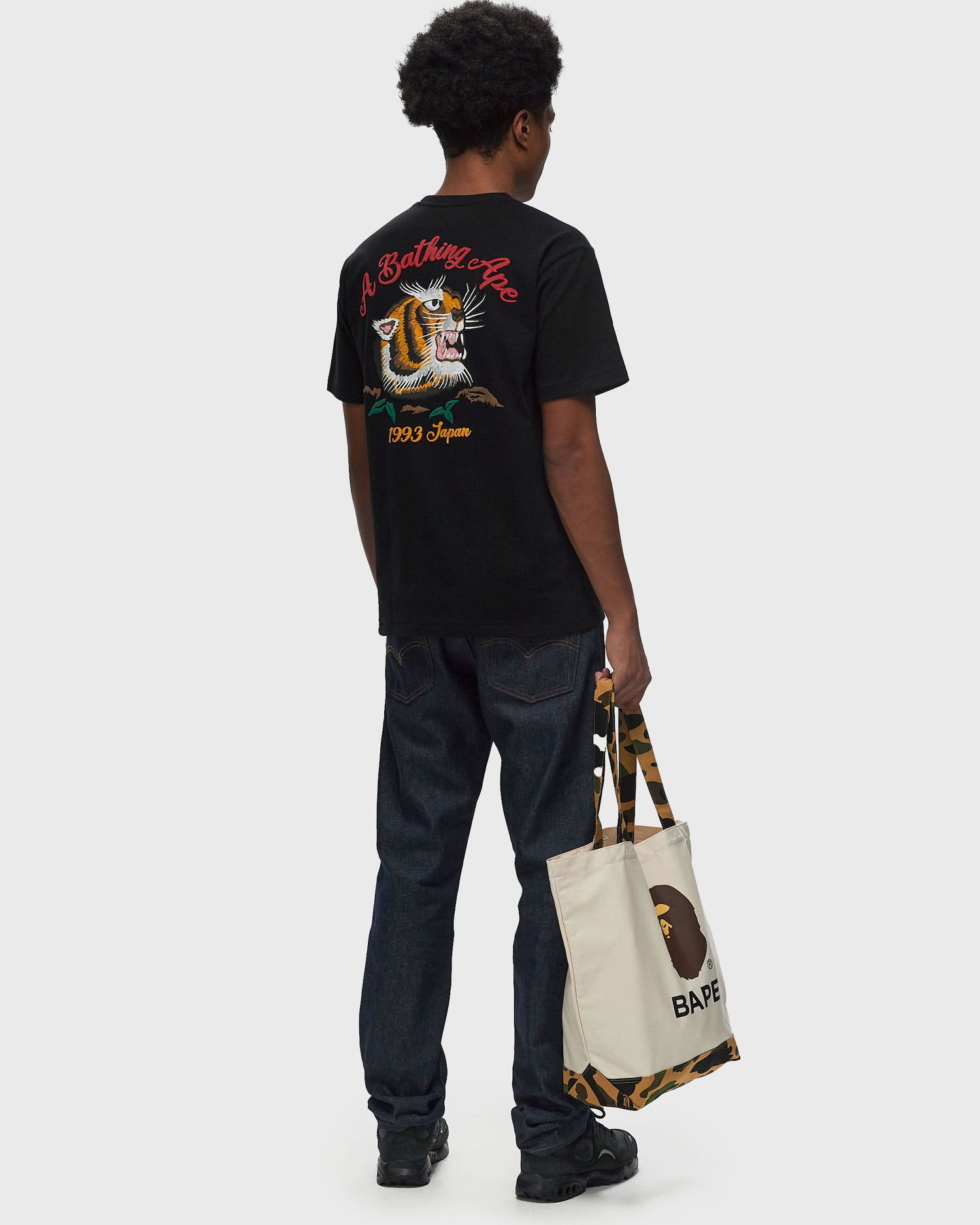 T-shirt BAPE Embroidery Style Souvenir Logo T-Shirt Sort | 001TEK801025M-BLK, 1