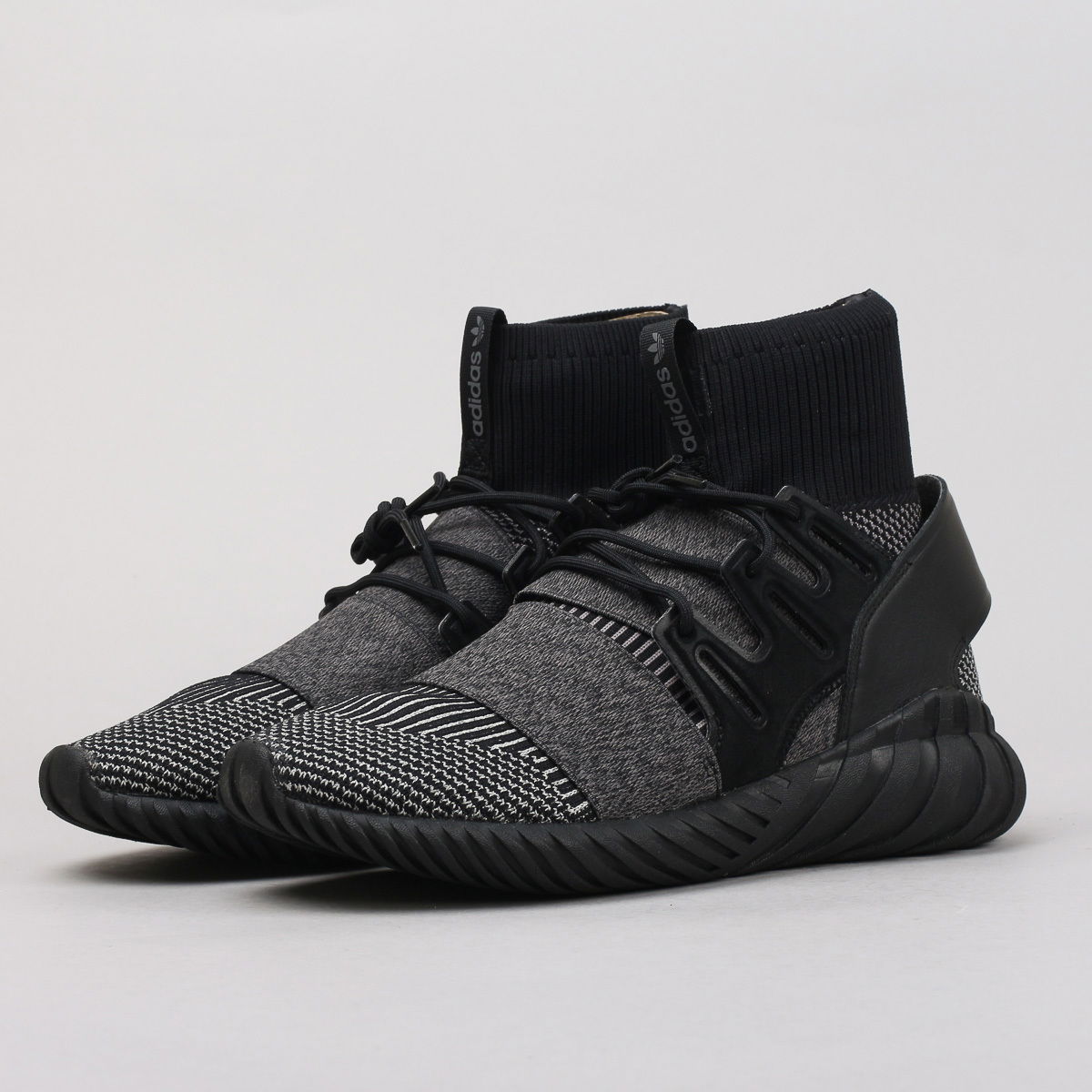 Sneakers og sko adidas Originals Tubular Doom PK Sort | BY3131, 1