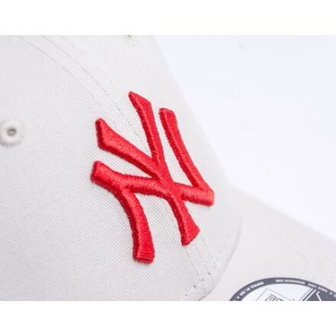 Kasket New Era 9FORTY MLB League Essential New York Yankees - Stone / Red Hvid | 60240312, 3
