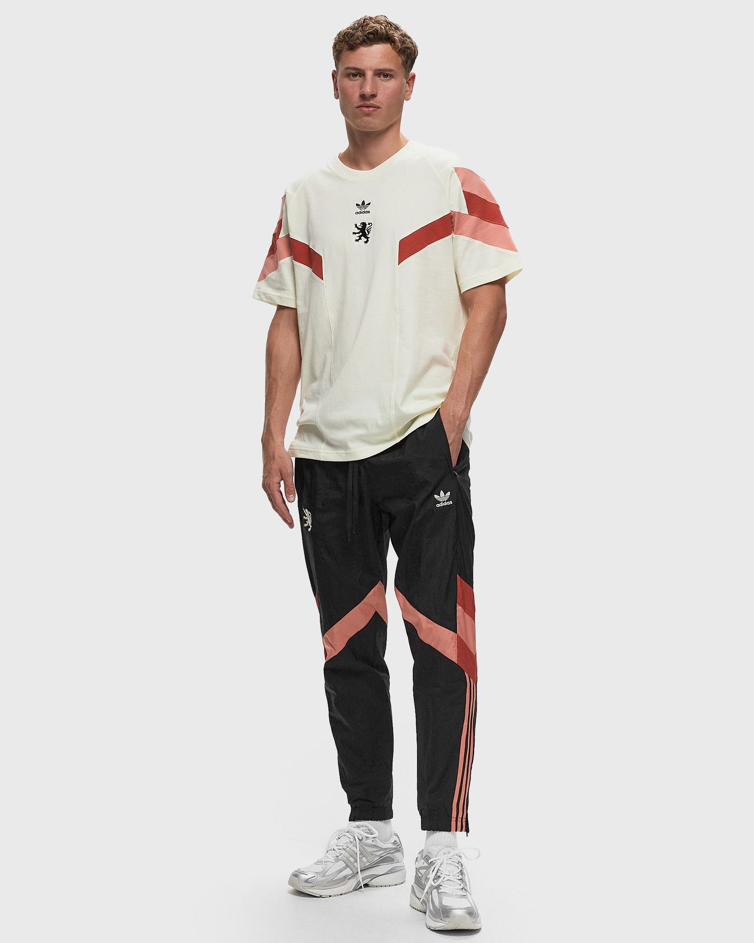 Joggingbukser adidas Originals Olympique Lyonnais OG TRACK PANTS Sort | IS6490, 1