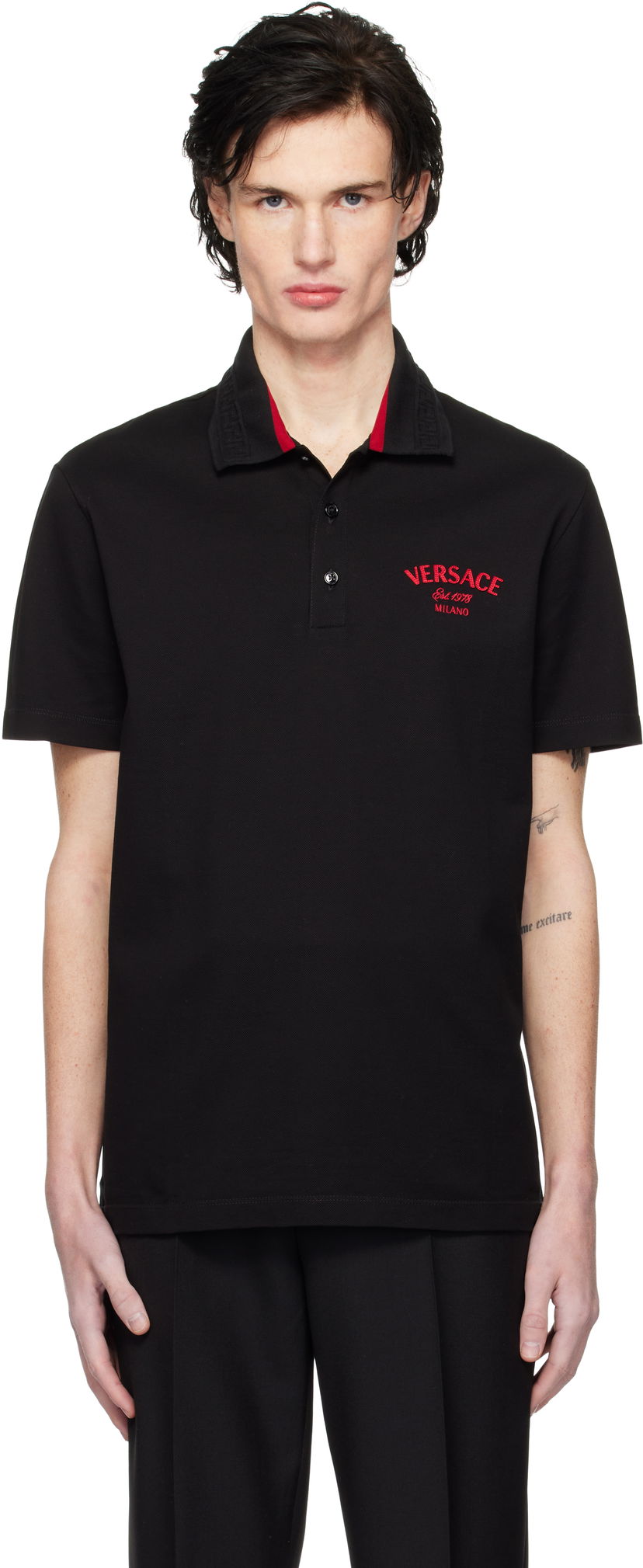 Polo skjorte Versace Embroidered Stamp Polo Sort | 1013906_1A12348