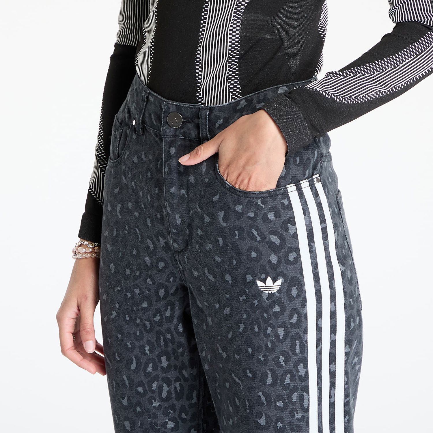 Jeans adidas Originals Denim Slim WL Flare Pants Sort | KA2681, 1