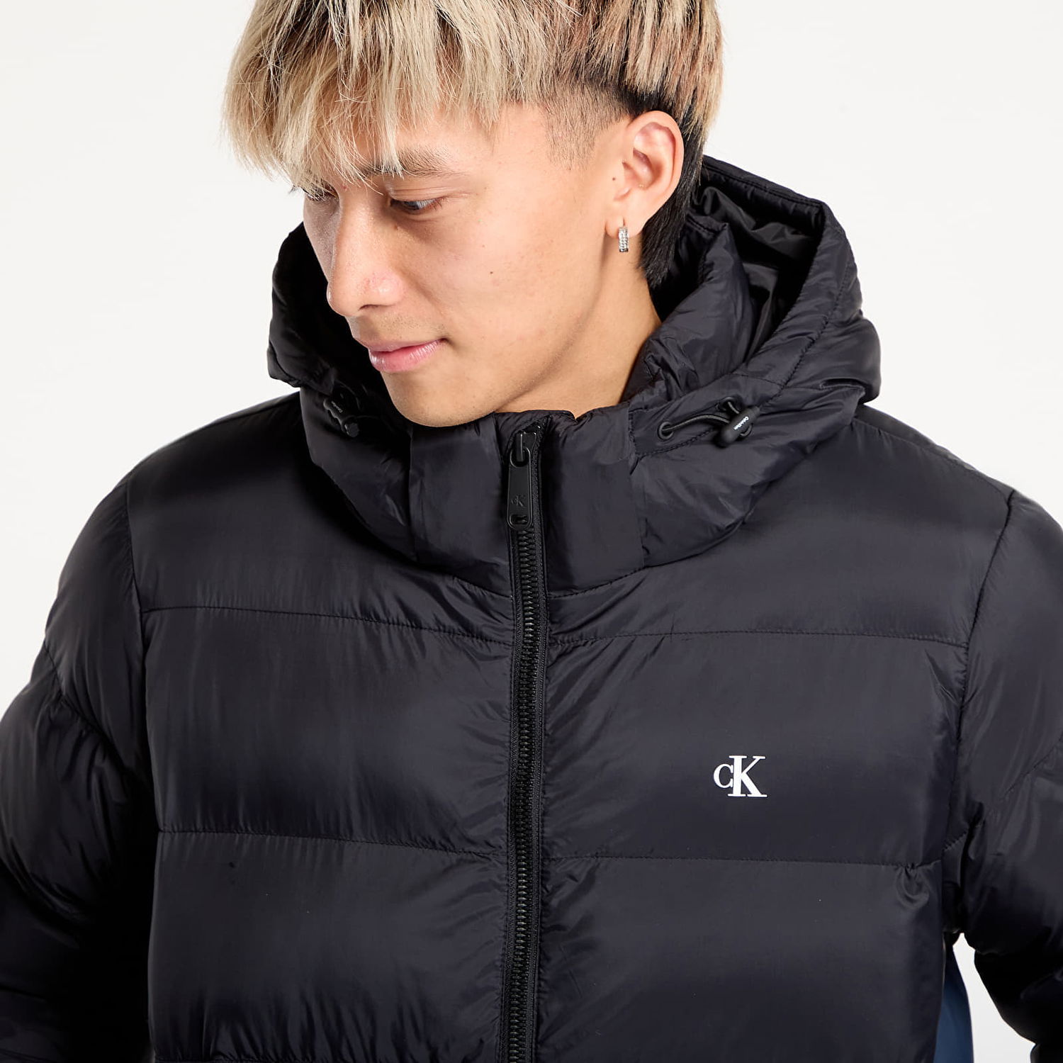 Puffer jakke CALVIN KLEIN Calvin Klein Jeans Ls Nylon Color Block Jacket Mørkeblå | LV04RD527G UB1, 1