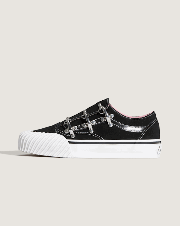 Sneakers og sko Vans Karina Rozunko x Old Skool 'Wrap Black' Sort | VN000EGXBA2